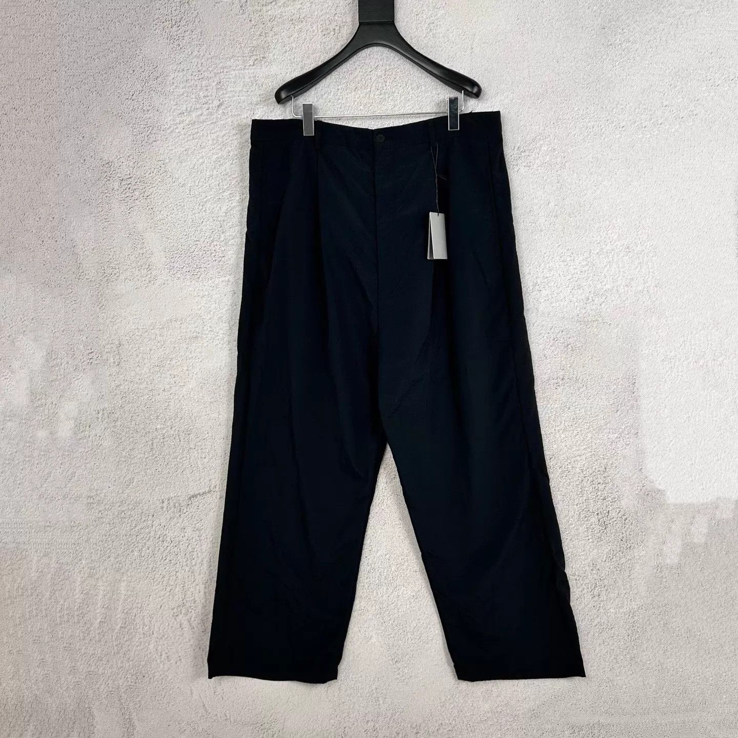 Balenciaga BALENCIAGA large fit high-waist black pants XS Size US 28 / EU 44 - 1 Thumbnail
