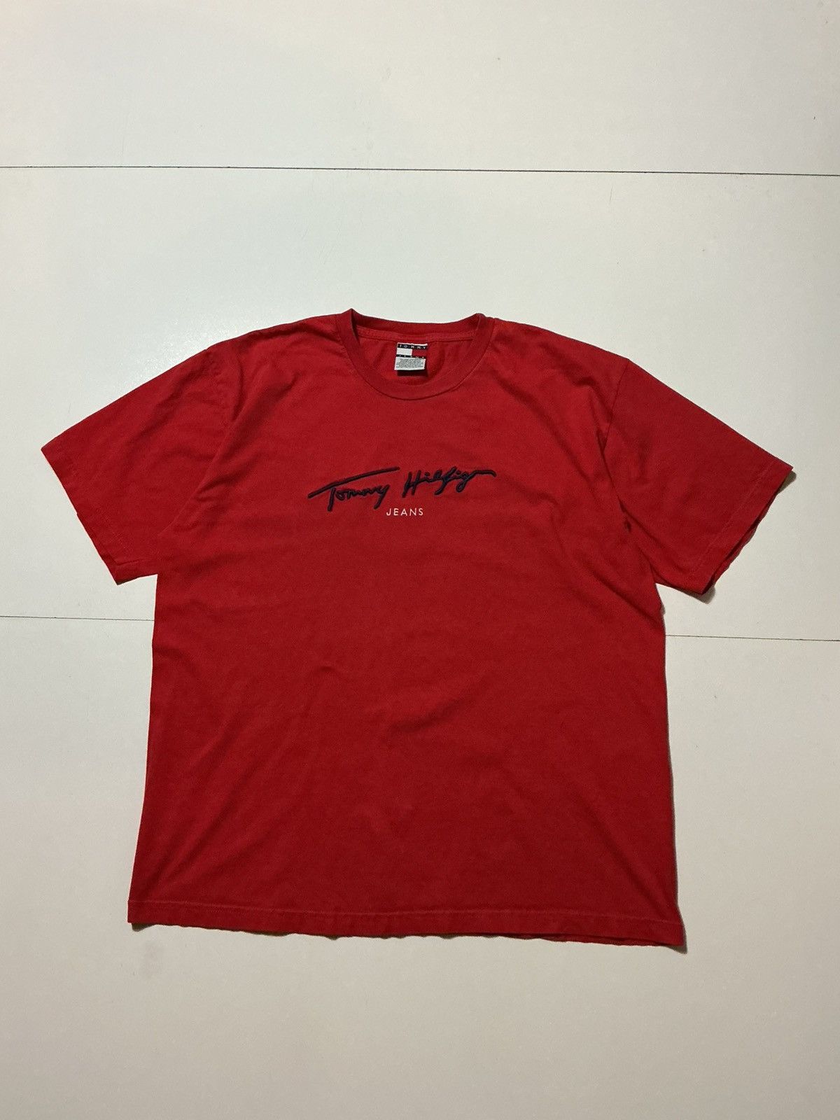 Tommy Hilfiger Vintage 90s Tommy Hilfiger Embroidered Spellout T-Shirt Size US XL / EU 56 / 4 - 2 Thumbnail