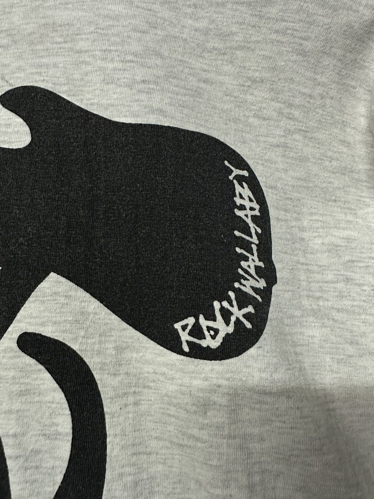 Band Tees × Vintage Vintage 90s Rock Wallaby Blah Blah Blah Faded Tee Size US L / EU 52-54 / 3 - 4 Thumbnail