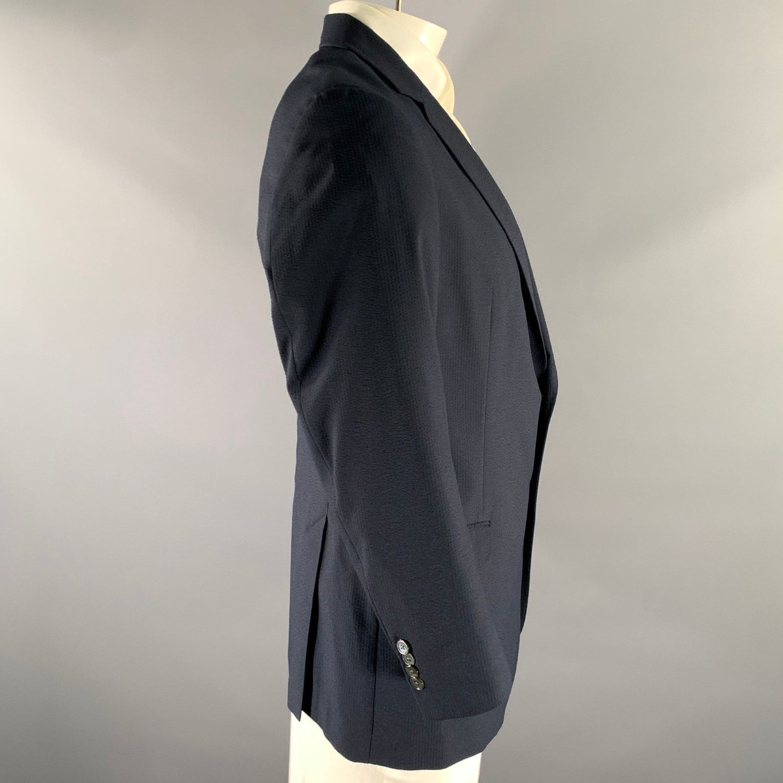 Armani Collezioni ARMANI COLLEZIONI 44 Navy Seersucker Polyester Sport Coat Size 44R - 3 Thumbnail