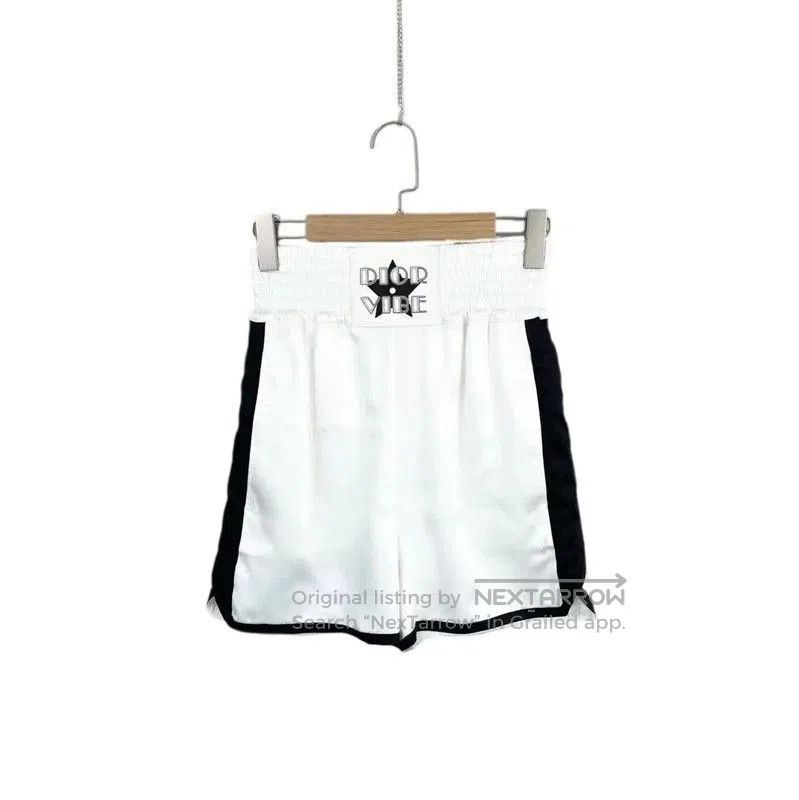Other Dior White Women's Shorts . Size 24" / US 00 / IT 34 - 1 Thumbnail