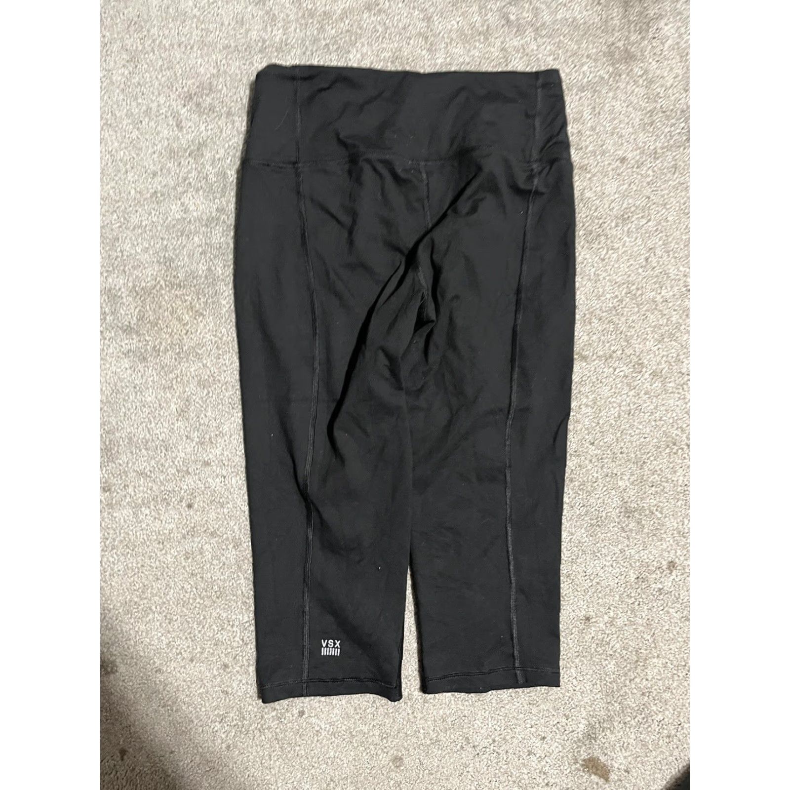 Victoria's Secret VSX Sport Victoria's Secret Capri Leggings S Black Victoria Sport Cropped Pants Activewear Womens Skinny Inseam 22 Fibers Blended Tight Knit Capris Size 28" / US 6 / IT 42 - 3 Thumbnail