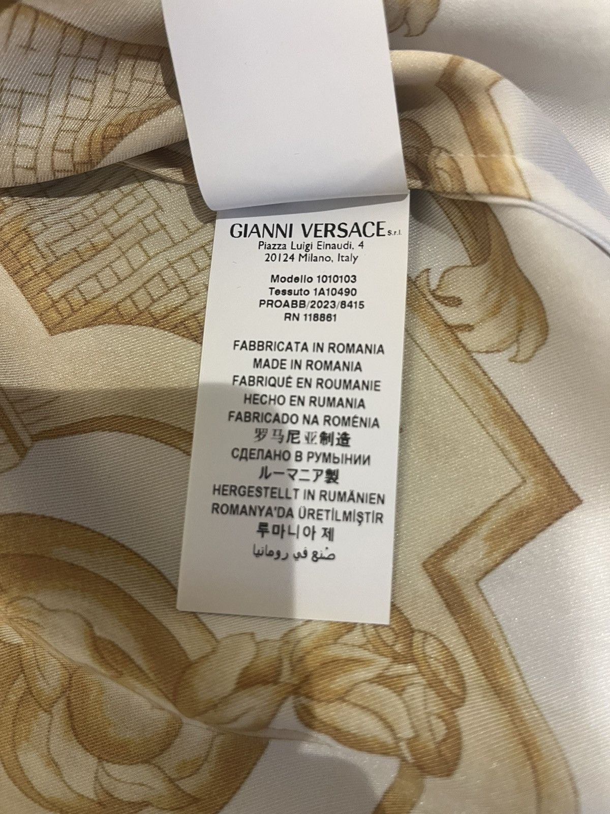 Versace VERSACE BUTTON UP SHIRT Size US S / EU 44-46 / 1 - 4 Thumbnail