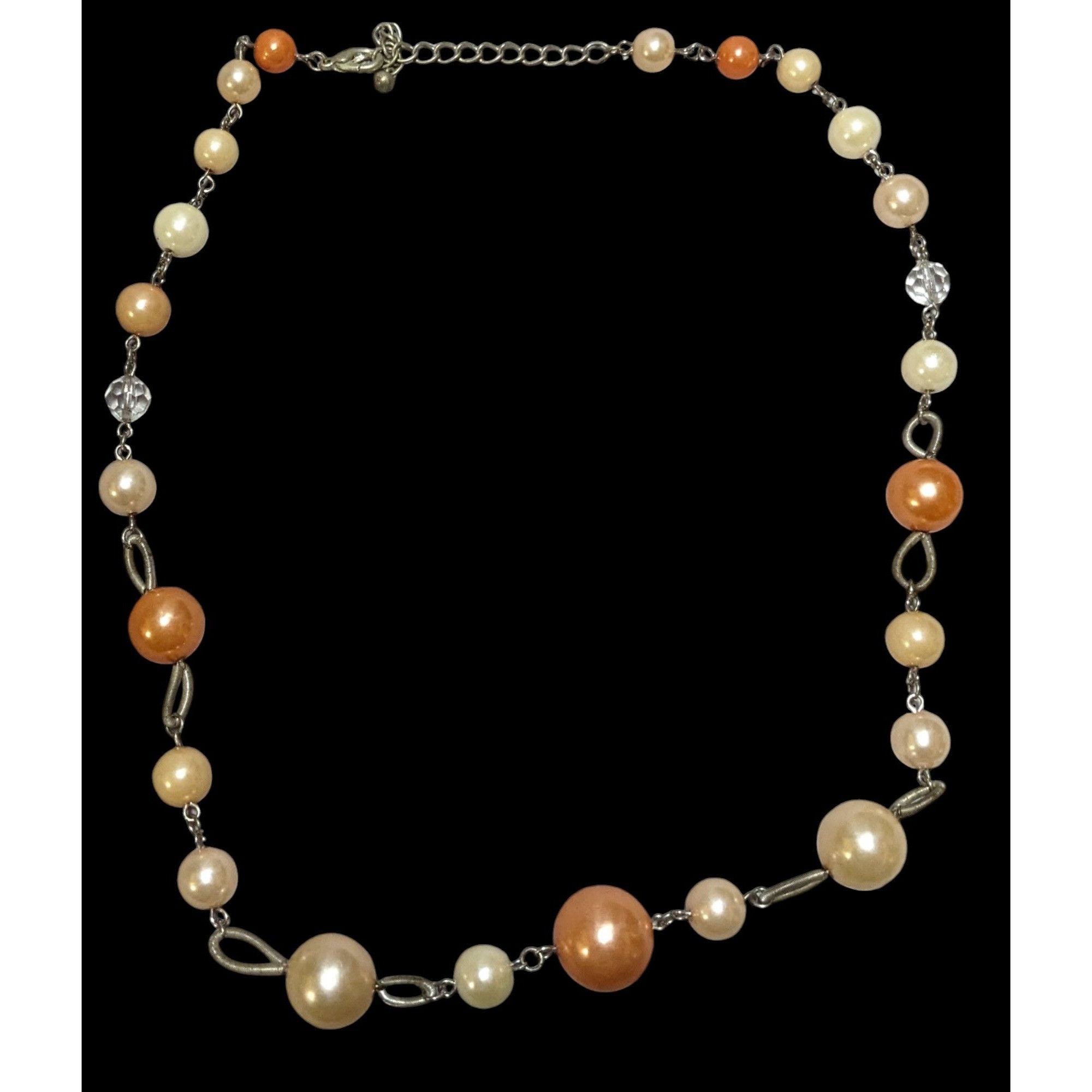 Other Orange Cream Vintage Pearl Beaded Necklace Size ONE SIZE - 1 Thumbnail