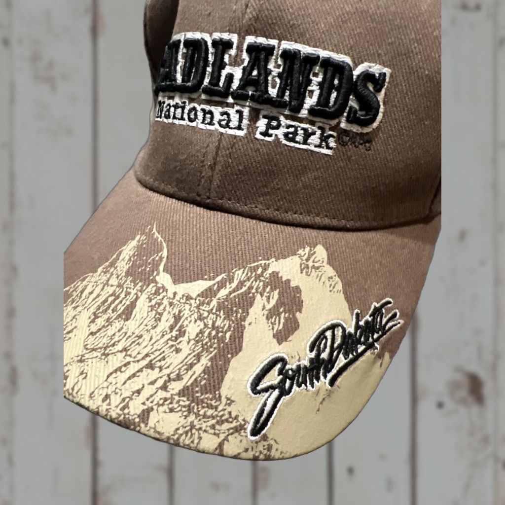 Vintage VINTAGE Ouray Badlands National Park South Dakota Adjustable Baseball Cap Hat Mens One Size Brown USA Outdoor Sports Retro Size US M / EU 48-50 / 2 - 1 Thumbnail