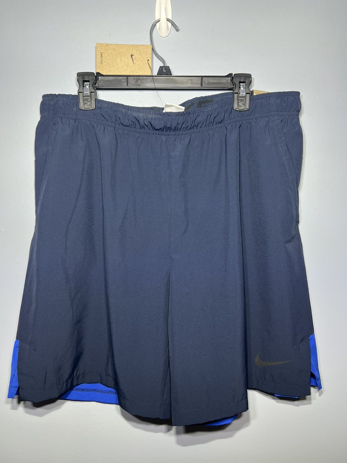 Nike Nike Mens XXL Woven Training Shorts Blue Dri Fit Performance Size US 38 / EU 54 - 1 Thumbnail