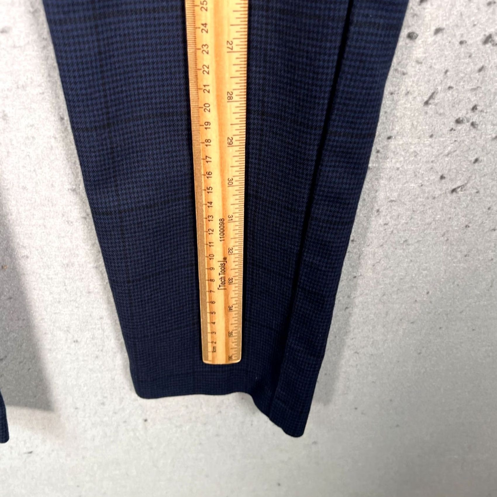 Banana Republic Banana Republic Mens Pants Slim Tapered Fit Navy Plaid Dress Pants 30 x 28 Slim GPA Size US 30 / EU 46 - 6 Thumbnail