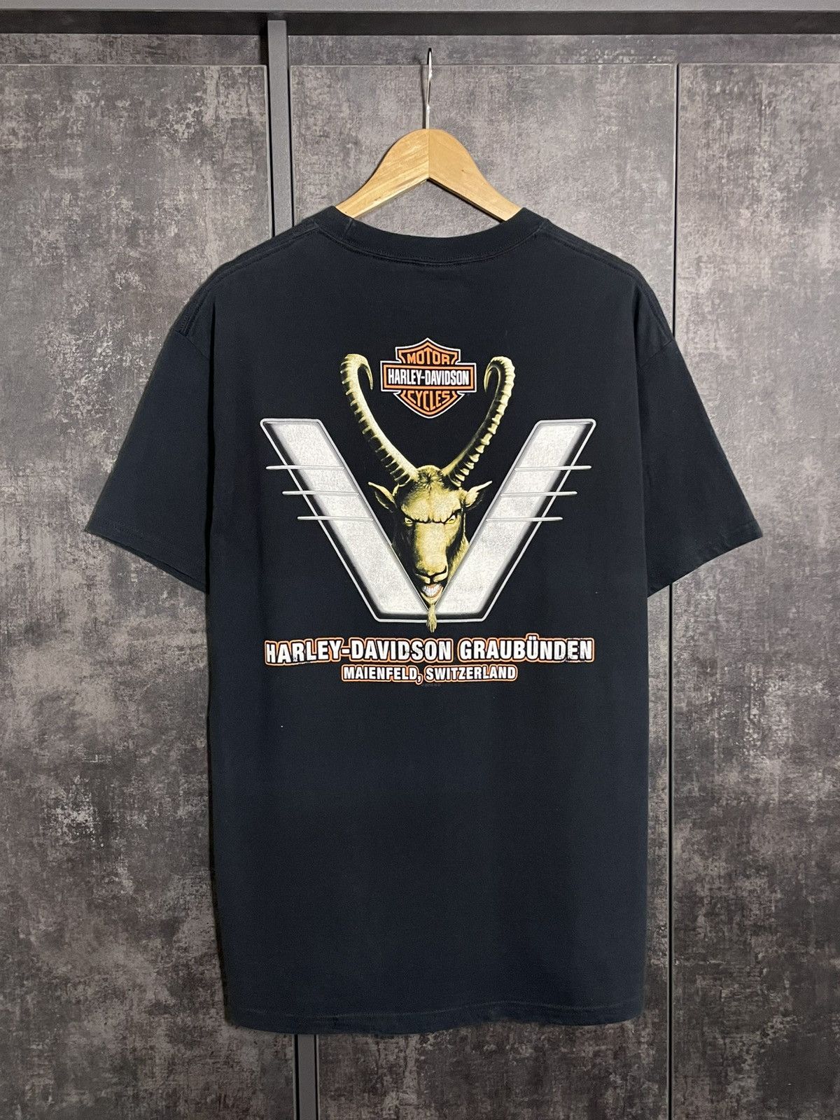 Harley Davidson Vintage Harley Davidson Big Logo Flame T-shirt 3d Emblem 90s Size US L / EU 52-54 / 3 - 5 Thumbnail