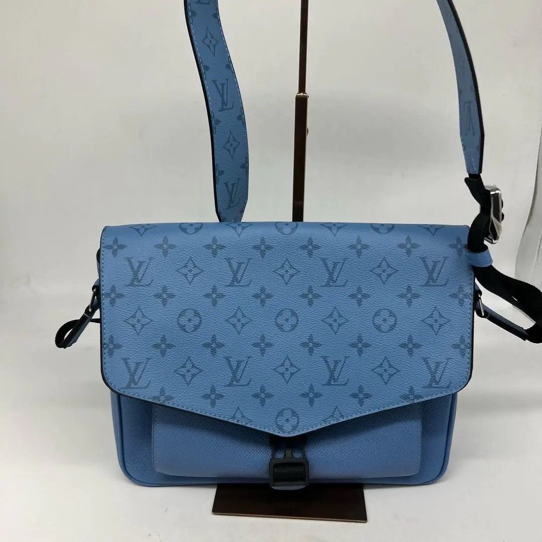 Louis Vuitton Pre-loved Bag Very good condition Size ONE SIZE - 1 Thumbnail