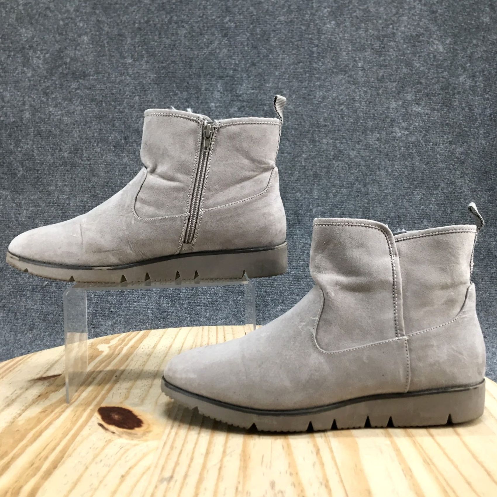 Vintage Kelly & Katie Boots Womens 11 Bashia Bootie Gray Fur Lined Casual Ankle Top Shoes Boots Women M Gray Fur Lined Casual Ankle Bootie Size L / US 10 / IT 46 - 2 Thumbnail