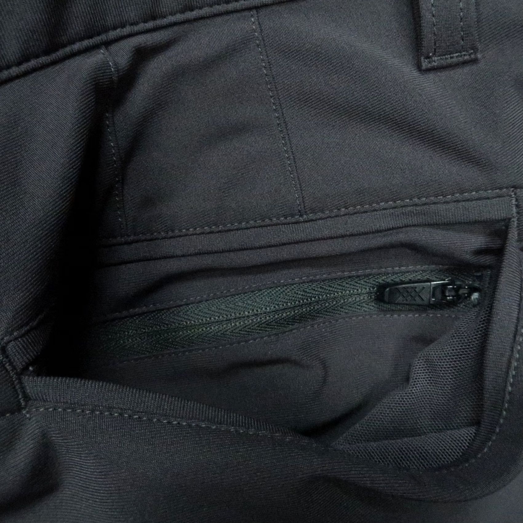 Rhone Rhone Pants Mens 34x32 Gray Commuter Stretch Zip Pocket Straight Stretch Size US 34 / EU 50 - 7 Thumbnail