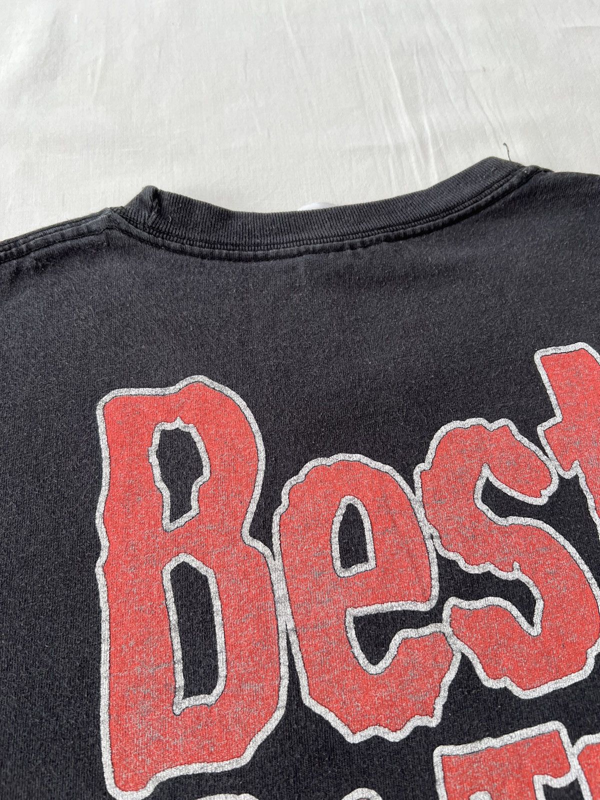 Band Tees Vintage 2000s Iron Maiden Best of the Beast Black T-shirt Size US L / EU 52-54 / 3 - 15 Thumbnail