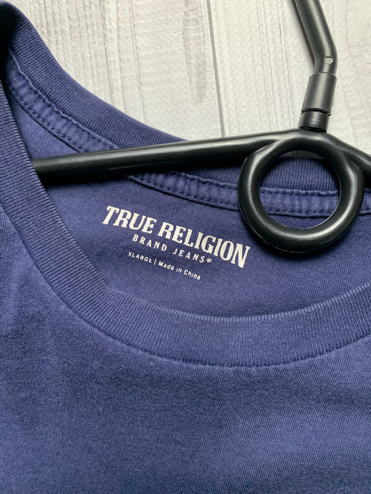 True Religion × Vintage Vintage True Religion logo tee size M/L big logo Size US L / EU 52-54 / 3 - 6 Thumbnail