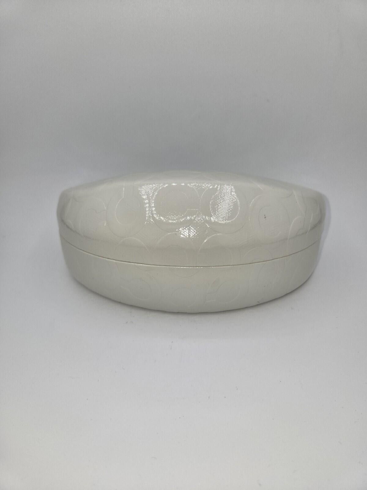 Coach Coach Eyeglasses Case White Signature Hard Glasses Holder Size ONE SIZE - 1 Thumbnail