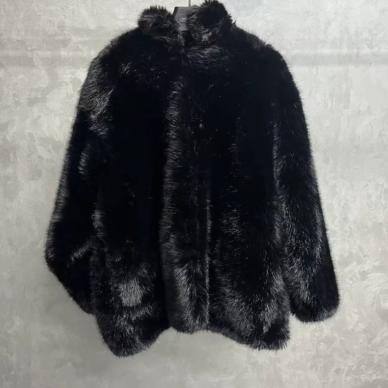 Balenciaga Balenciaga Black Solid Logo Turtleneck Casual Fur jacket 25 Size XS / US 0-2 / IT 36-38 - 1 Thumbnail