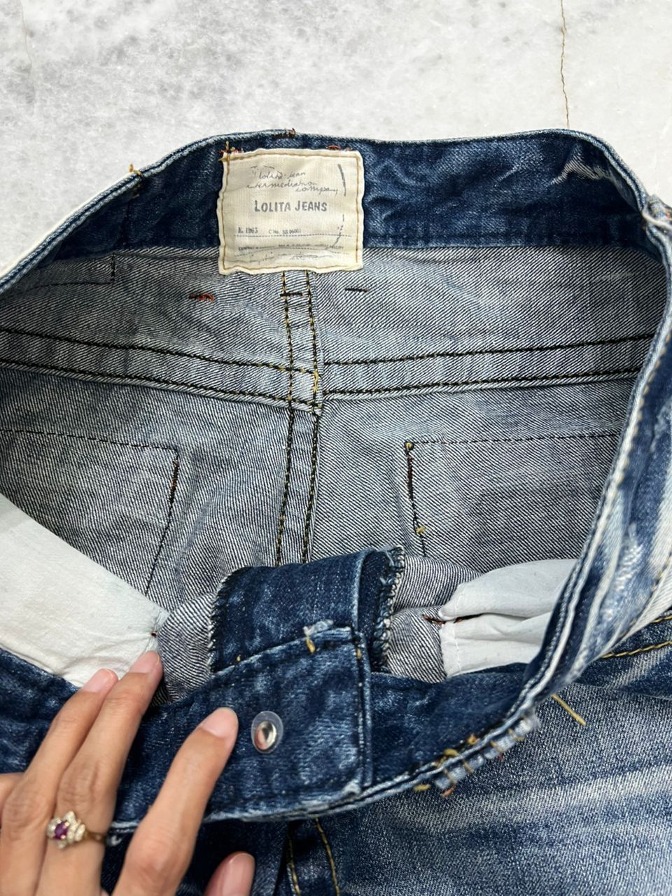 If Six Was Nine × Japanese Brand Rare 🔥 Yoshitomo Nara x Lolita Jeans Size US 35 - 11 Thumbnail