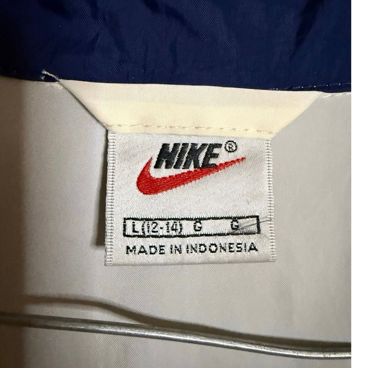 Nike Vintage Nike Windbreaker Zip Size US L / EU 52-54 / 3 - 3 Thumbnail