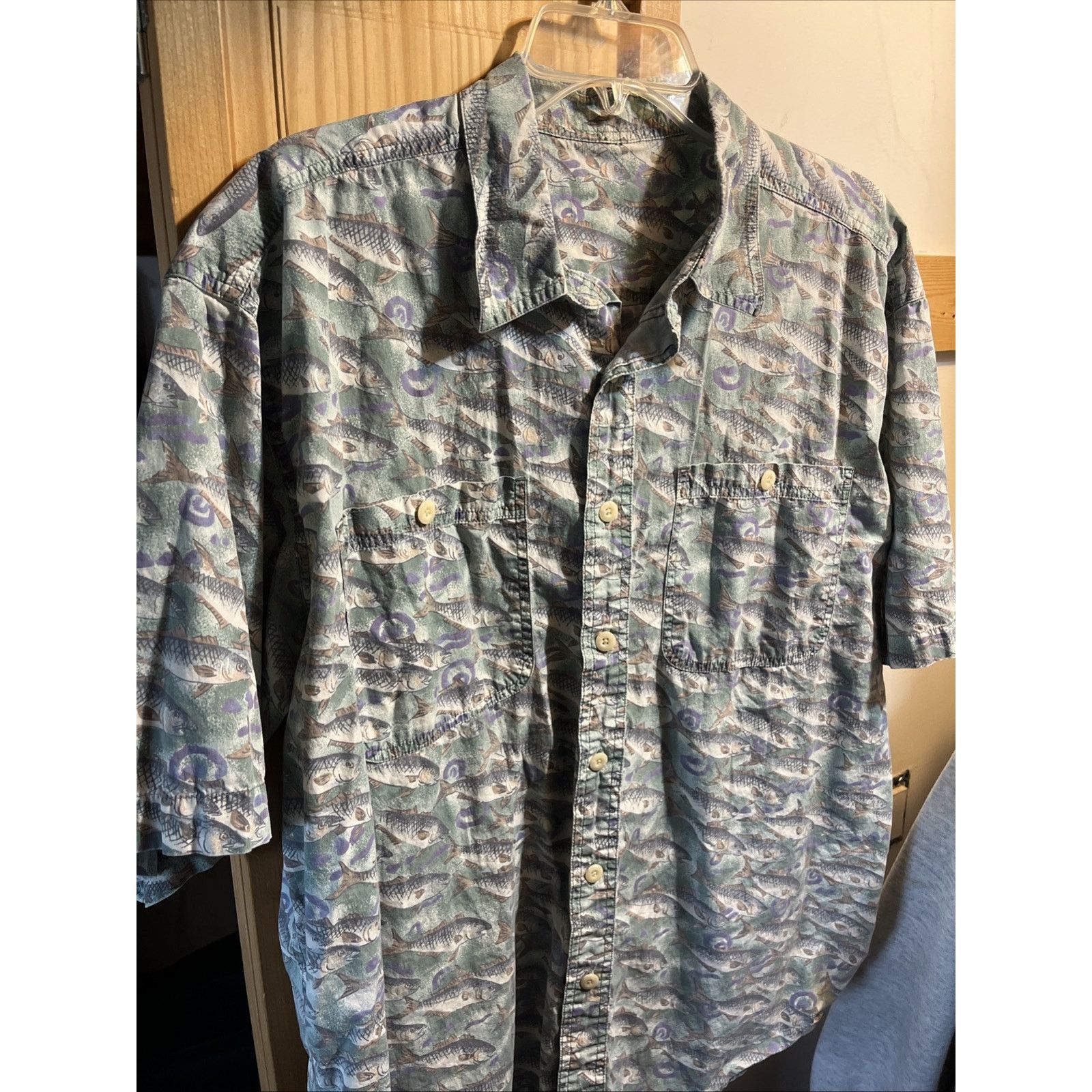 Other Unbranded Men’s XL Shirt Button Up Fish Print Outdoor Travel Size US XL / EU 56 / 4 - 2 Thumbnail
