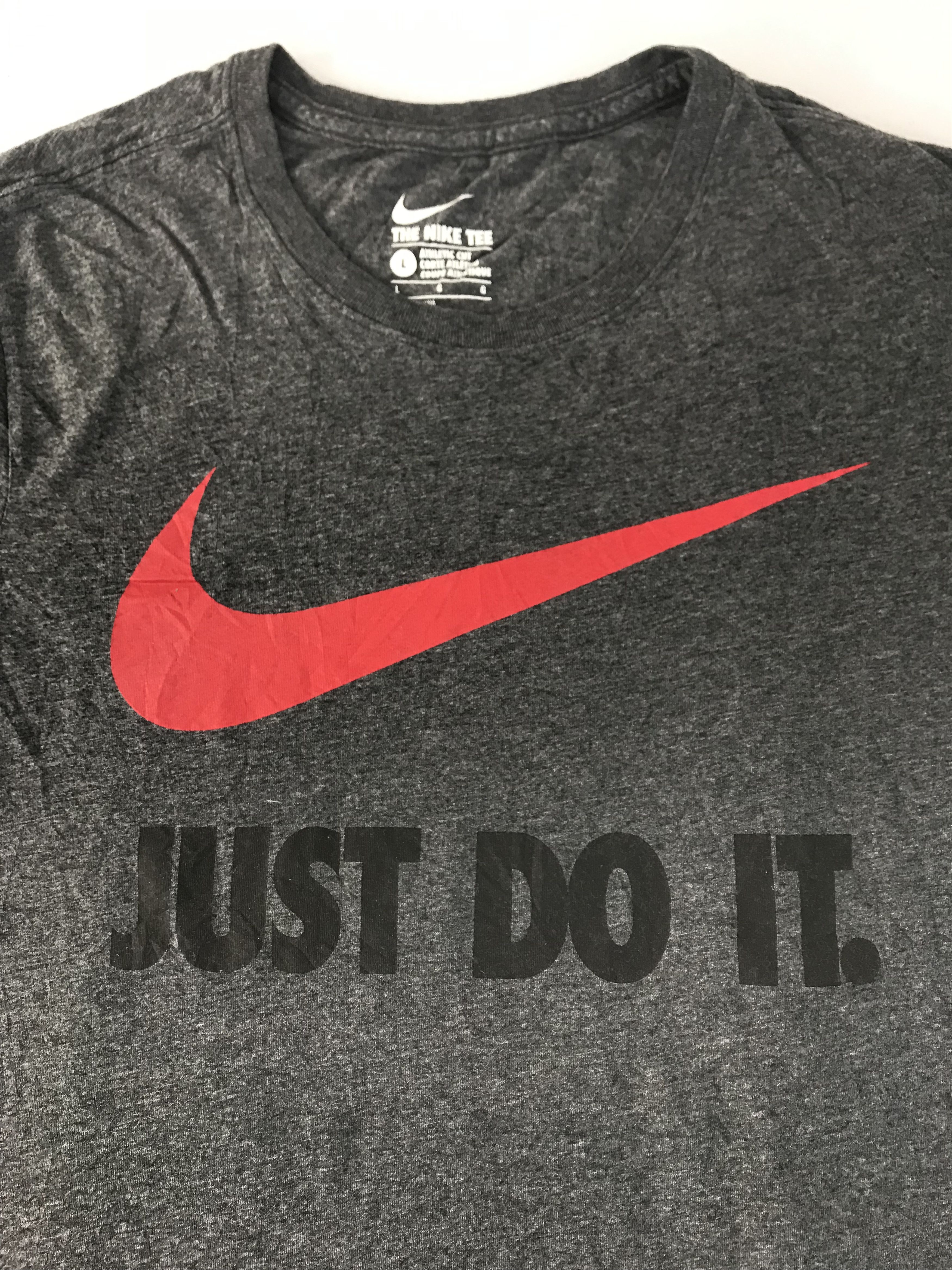 Nike Vintage Style Nike Swoosh Big Logo Printed Grey Tee T-shirt Size US S / EU 44-46 / 1 - 2 Thumbnail