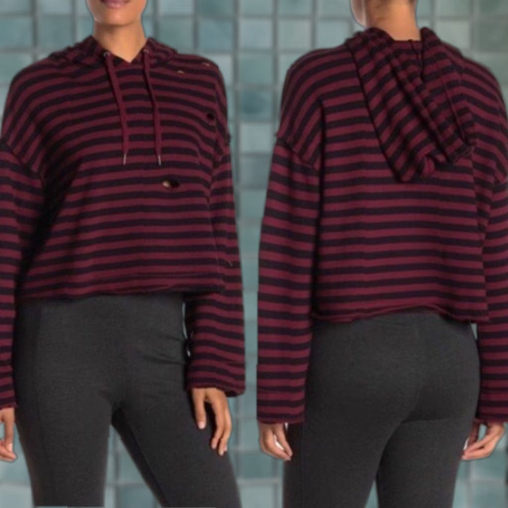 Splendid Splendid Cropped Hoodie Striped Women's Size L Red Black Pullover Sweatshirt/ Hoodie Size L / US 10 / IT 46 - 1 Thumbnail