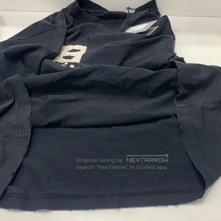 Balenciaga Balenciaga Graphic Print Short Sleeve T. Size US XL / EU 56 / 4 - 9 Thumbnail