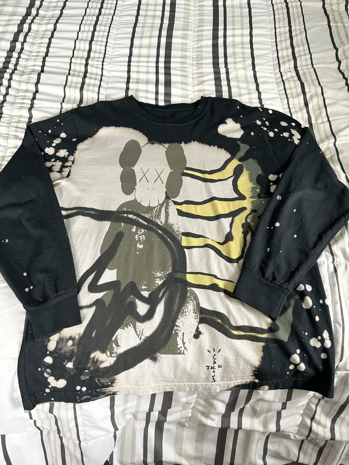 travis scott kaws long sleeve