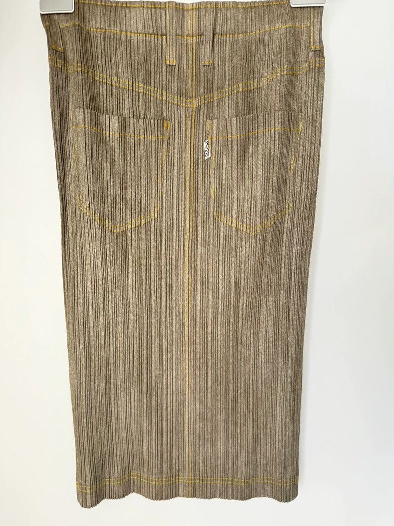 Issey Miyake issey miyake size:5 Pleated denim skirt Size 42" / US 20 - 4 Thumbnail