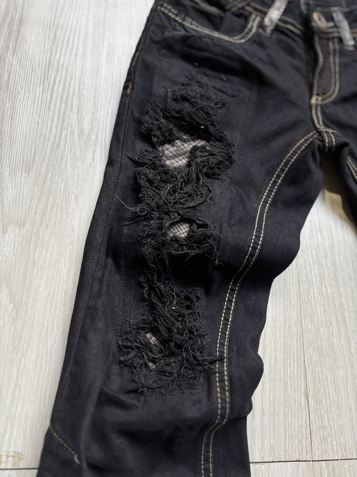Japanese Brand Lolita distressed flare jeans Size US 28 / EU 44 - 3 Thumbnail