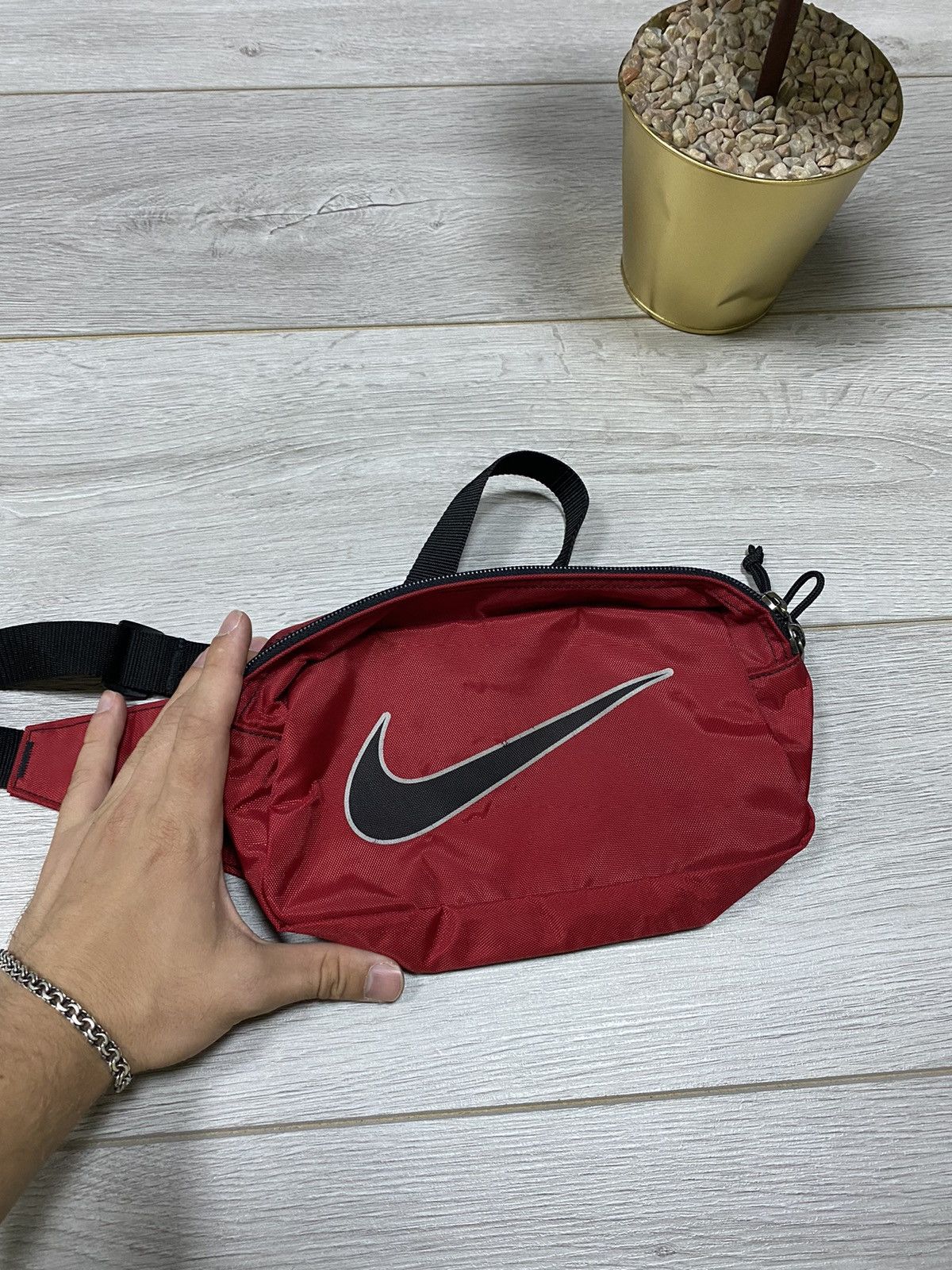 Nike Nike vintage 1990 waist bag big swoosh Size ONE SIZE - 2 Thumbnail