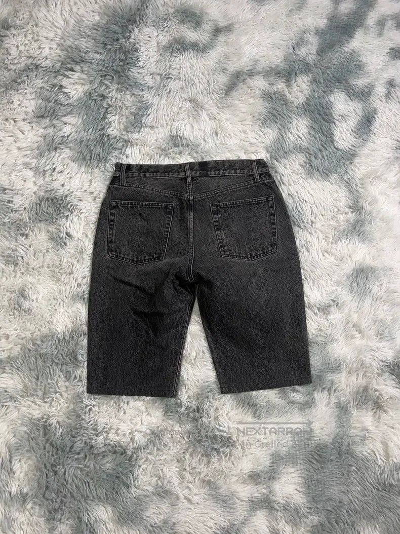 Balenciaga Balenciaga Shorts Size 32 Size US 32 / EU 48 - 1 Thumbnail