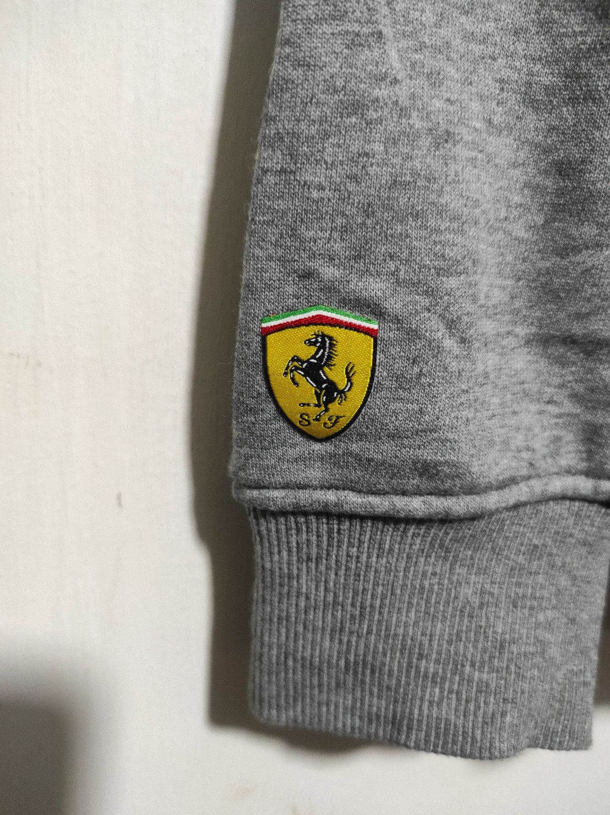 Ferrari × Puma Puma x Ferrari zip fur hoodie LGB style Size US L / EU 52-54 / 3 - 5 Thumbnail