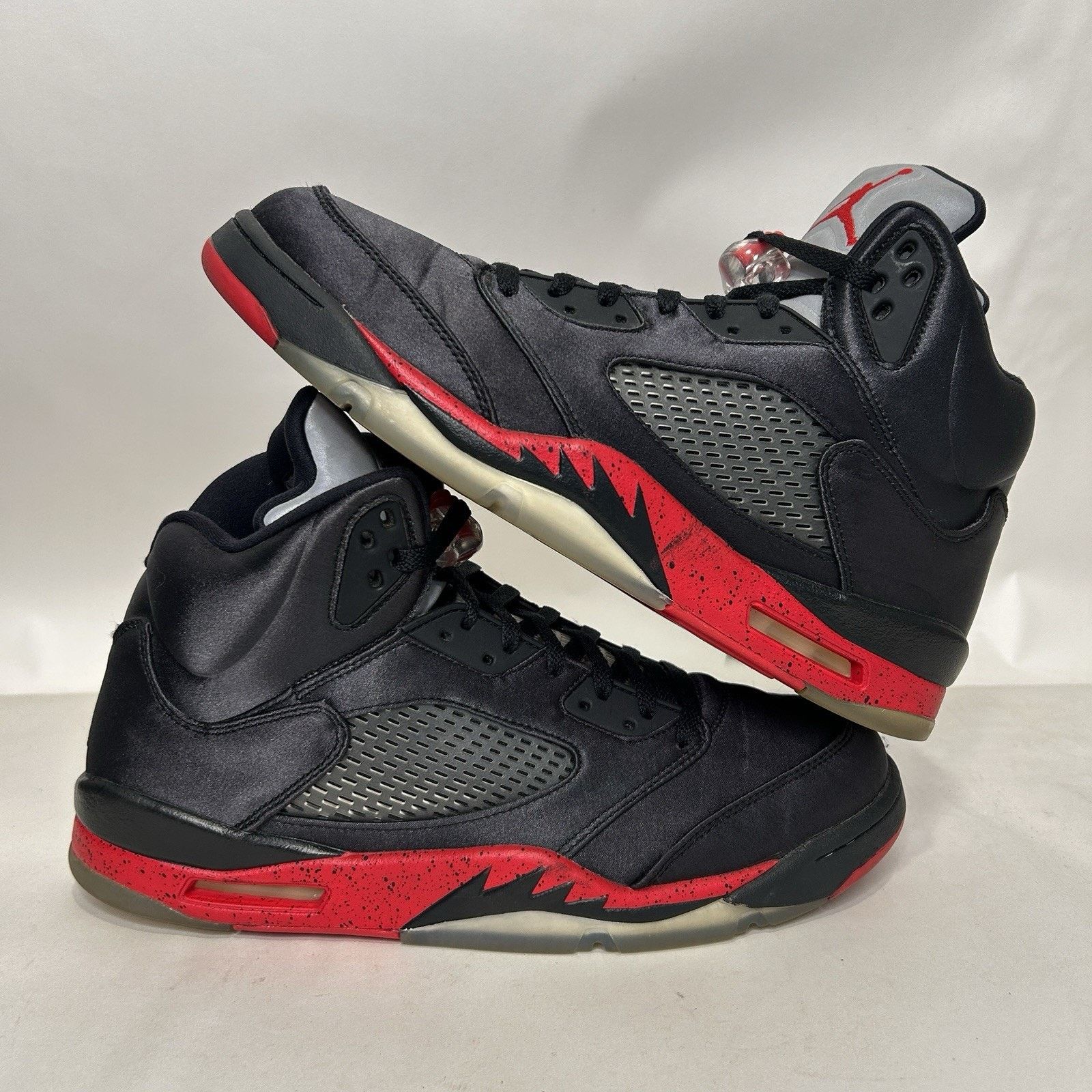 Nike Nike Air Jordan 5 V Retro “Satin Bred” Size US 13 / EU 46 - 1 Thumbnail