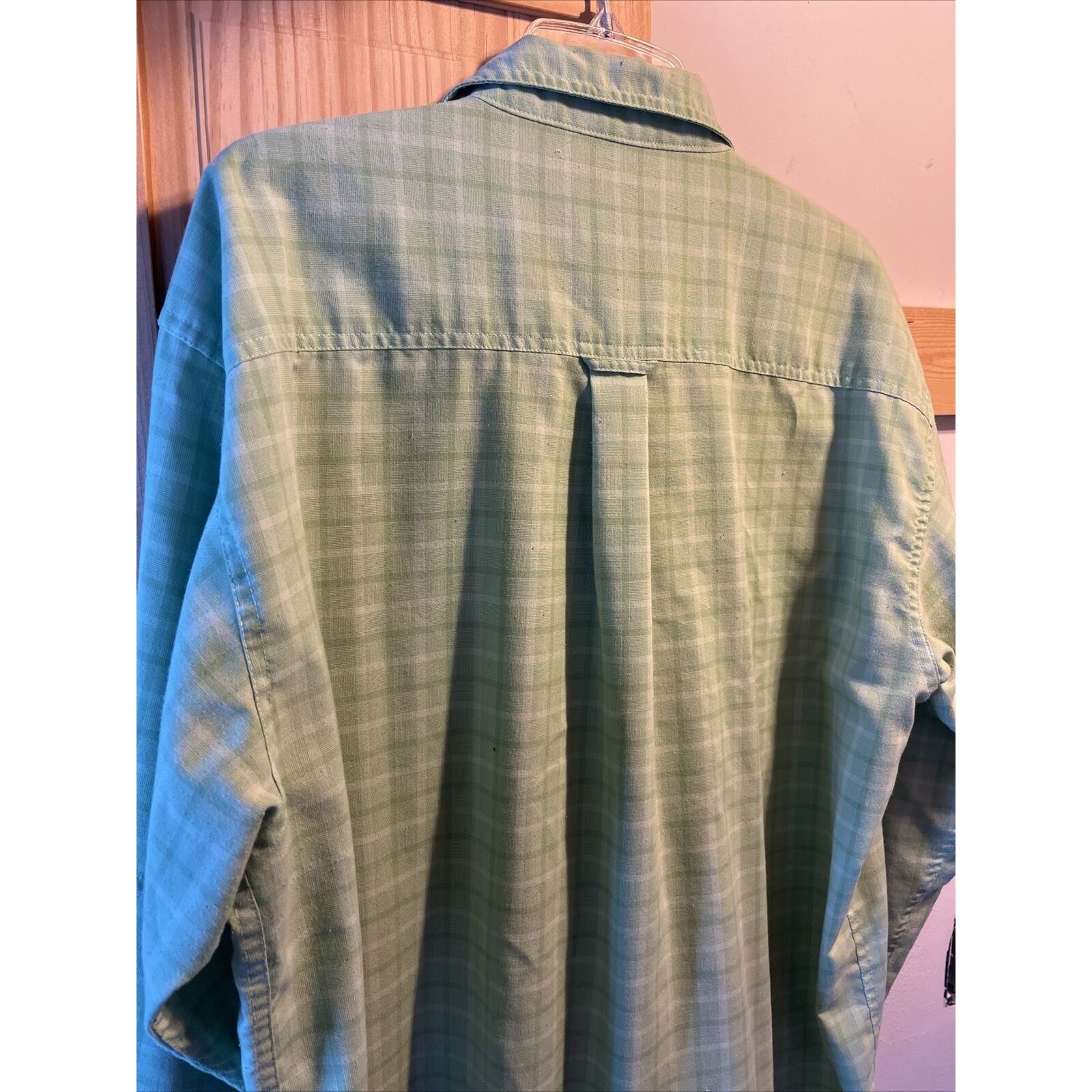 Cabelas Cabela’s Men’s L Green Check LS Button Polyester Blend Shirt Size US L / EU 52-54 / 3 - 9 Thumbnail