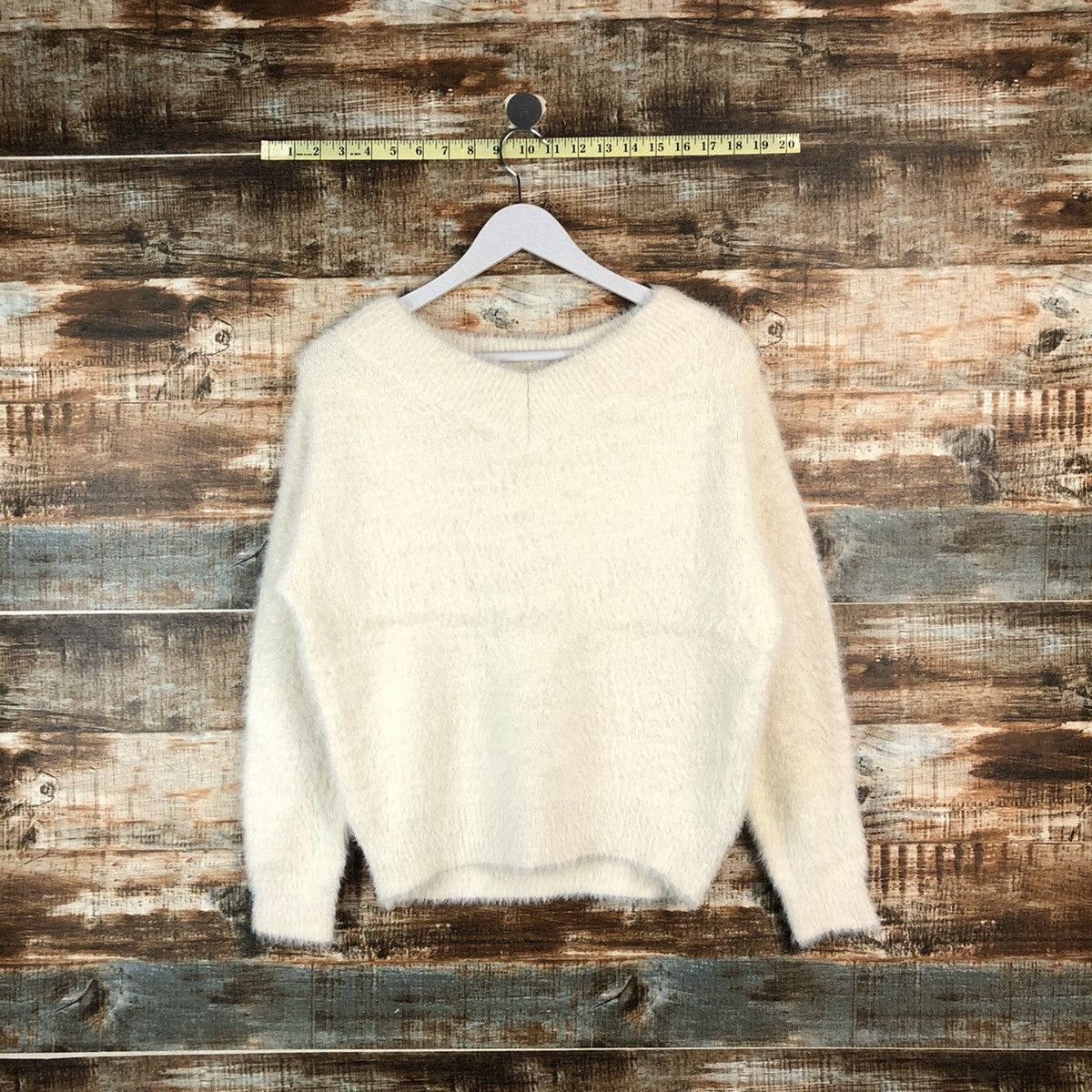 Vintage DLL Majestic Legon Cream Mohair Knitwear #C049 Size M / US 6-8 / IT 42-44 - 1 Thumbnail