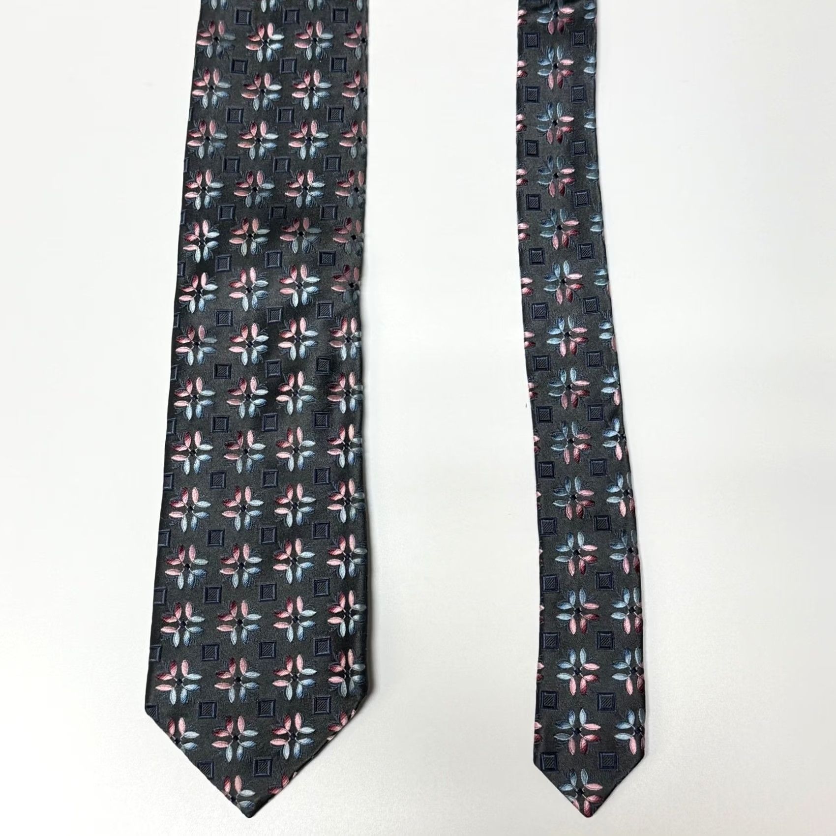 Ermenegildo Zegna VINTAGE Ermenegildo Zegna Tie Mens Gray Pink Jacquard Geometric Floral Silk Luxury Size ONE SIZE - 2 Thumbnail