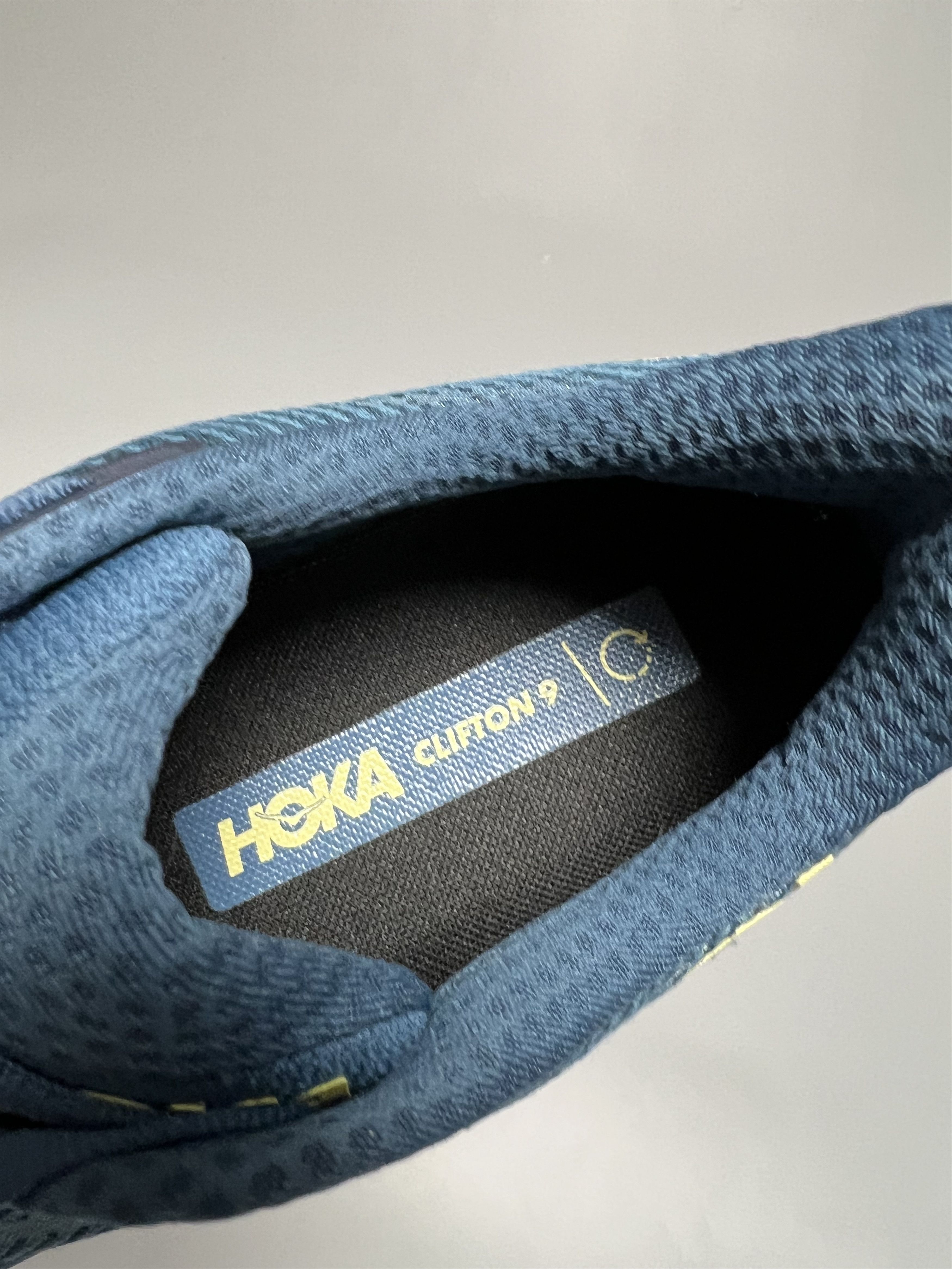 Hoka 9.5D Hoka One One Clifton 9 Running Shoes Walking Gym Size US 9.5 / EU 42-43 - 9 Thumbnail