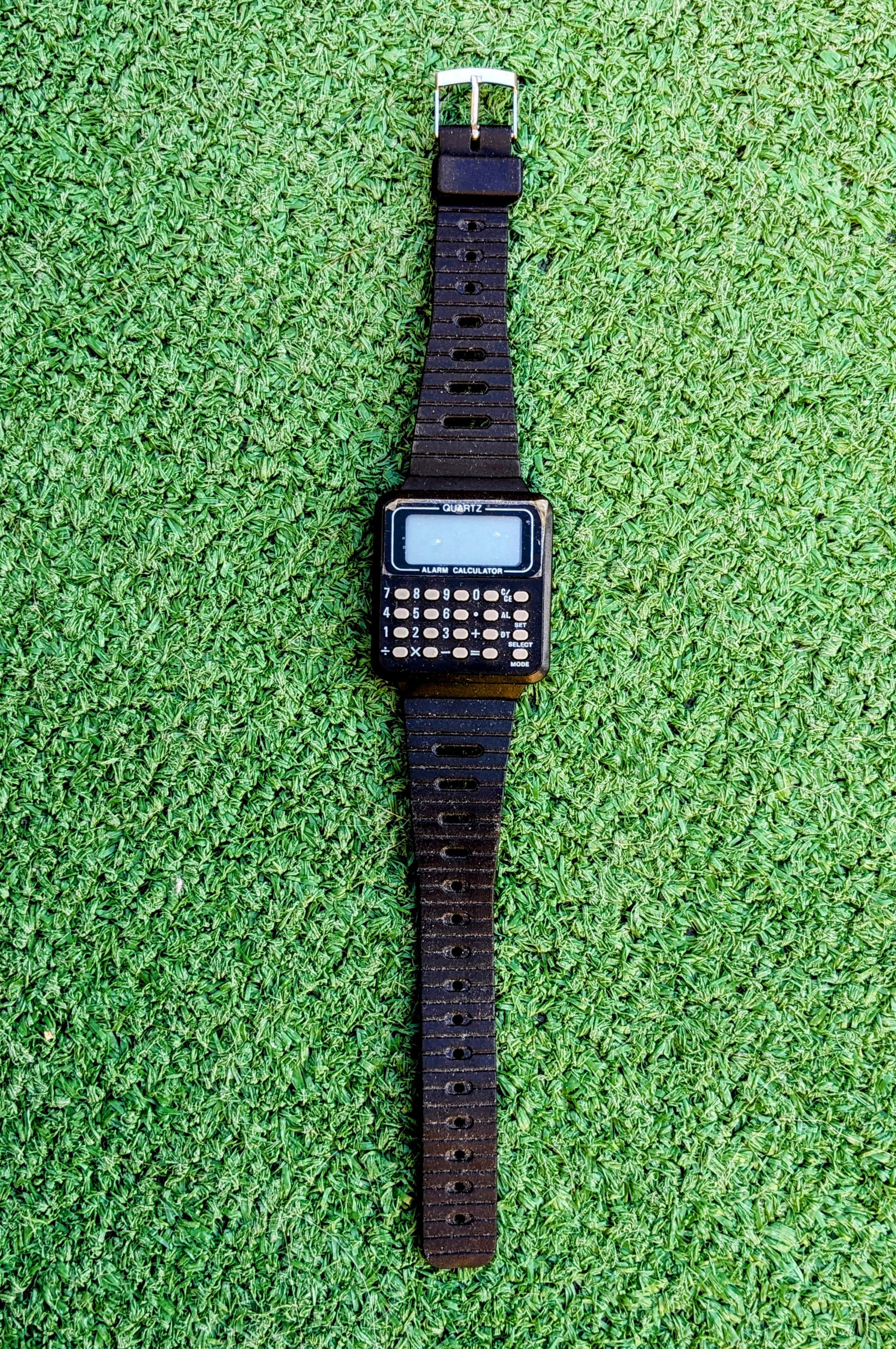 Other 80s Retro Quartz Alarm Calculator Wrist Watch SALVAGE/PARTS Size ONE SIZE - 1 Thumbnail