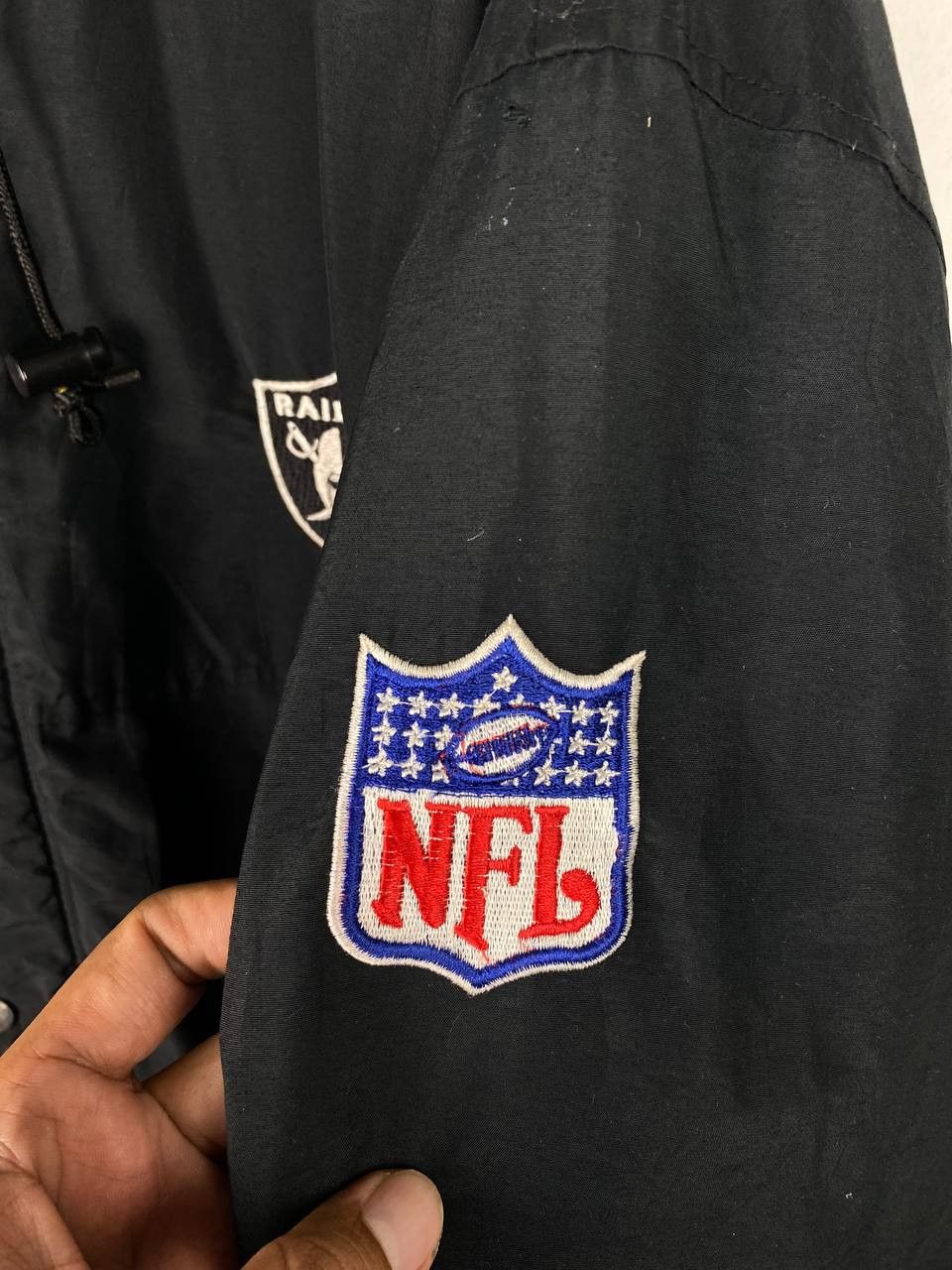 Starter vintage 90s NFL oakland raiders by starter jacket embroided Size US XL / EU 56 / 4 - 2 Thumbnail