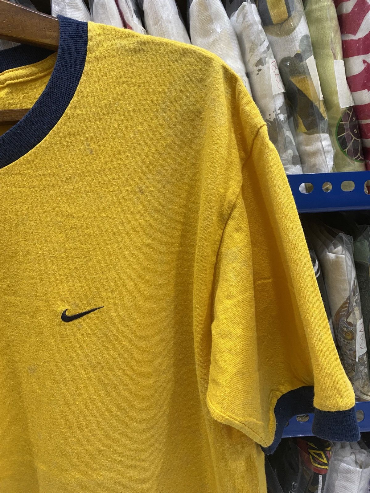 Other VINTAGE NIKE RINGER TSHIRT Size US L / EU 52-54 / 3 - 3 Thumbnail