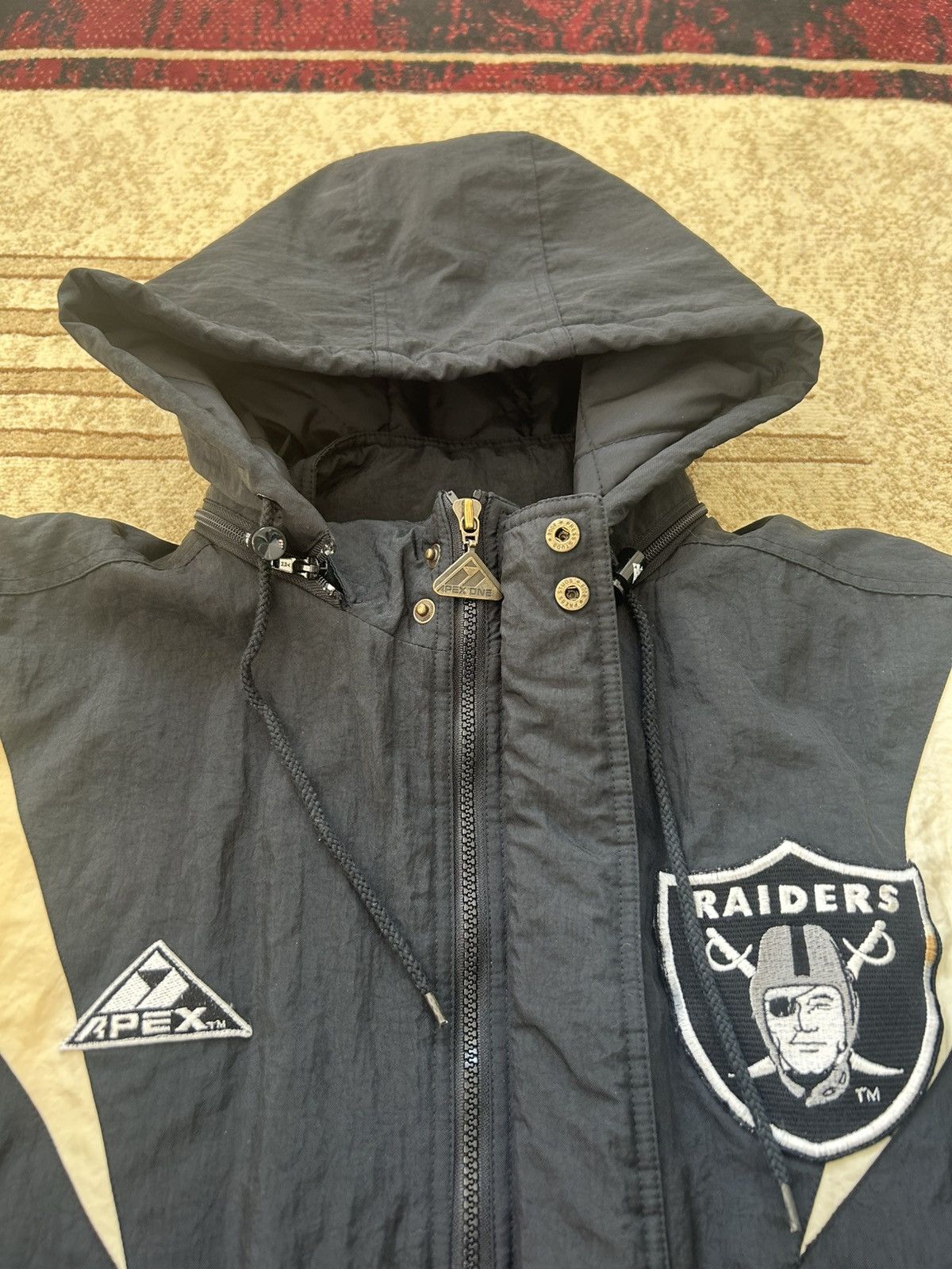 Apex One Vintage 90s Apex One Oakland Raiders Shark Tooth Jacket Size US XL / EU 56 / 4 - 6 Thumbnail