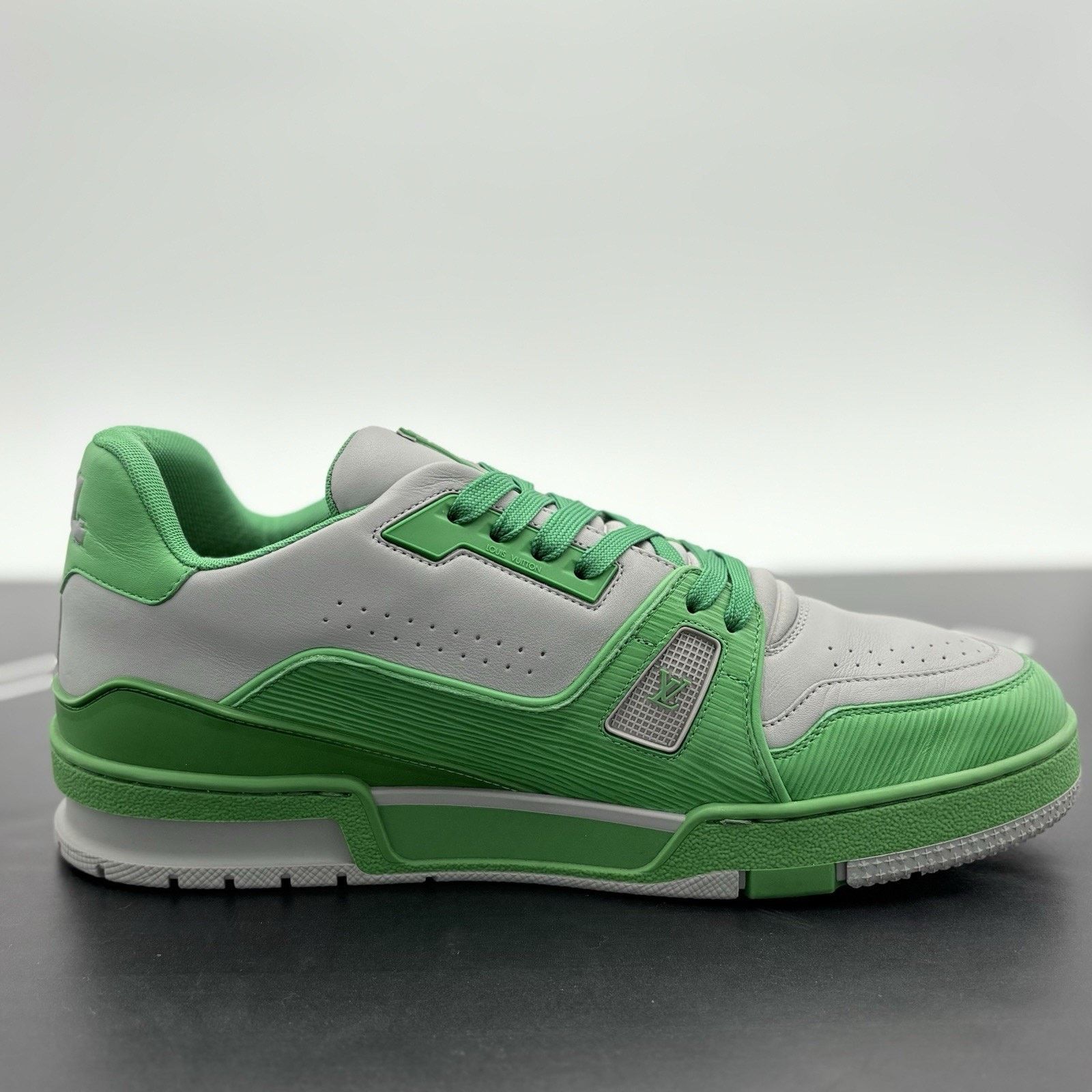 Louis Vuitton (9.5-10 US) Louis Vuitton LV Trainer ' Green Grey ' | CLEAN! Size US 10 / EU 43 - 10 Thumbnail