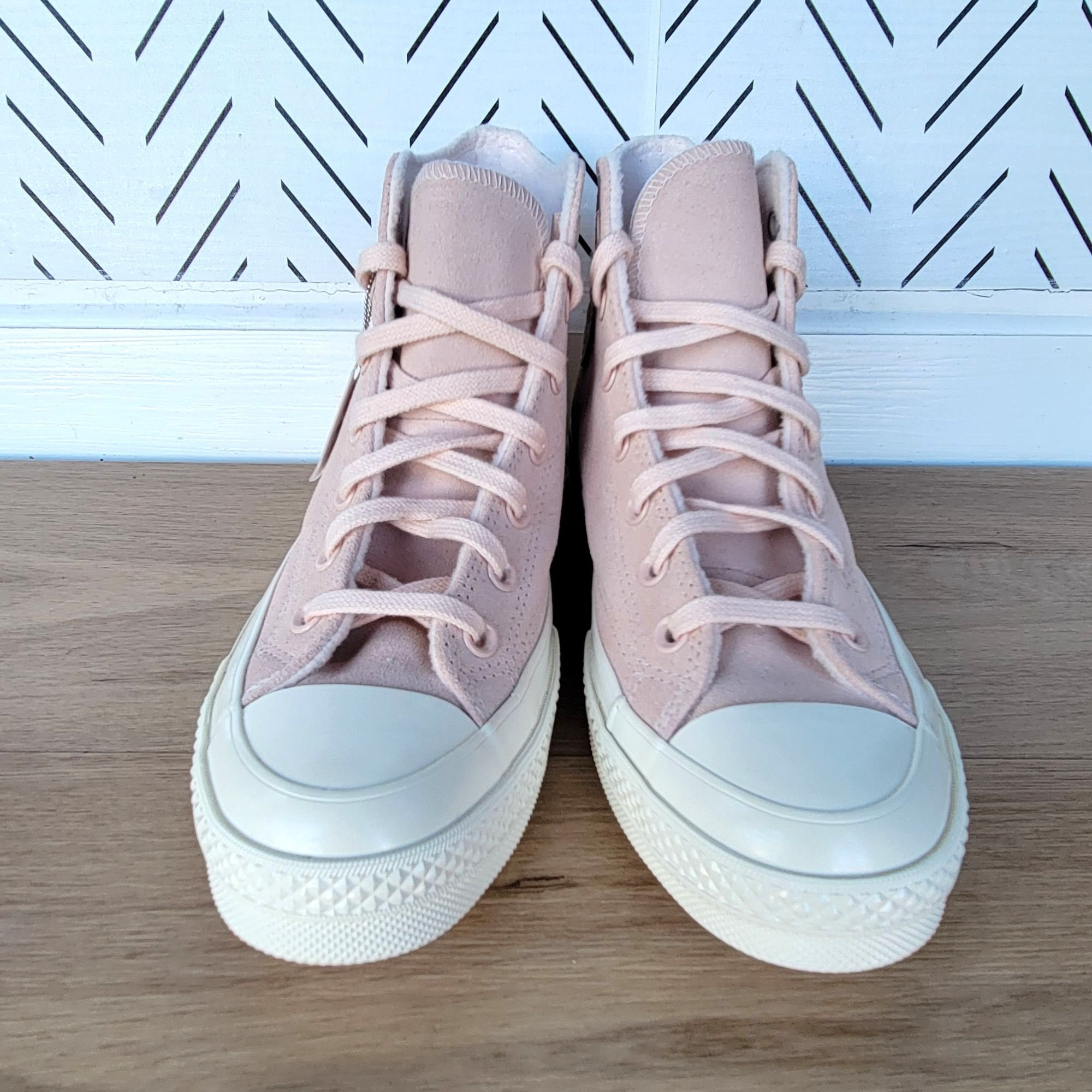 Converse ❤️Converse Chuck 70 Hi Suede Pink 7.5 Men's Shoes Fleece Lin Size US 7.5 / EU 40-41 - 3 Thumbnail