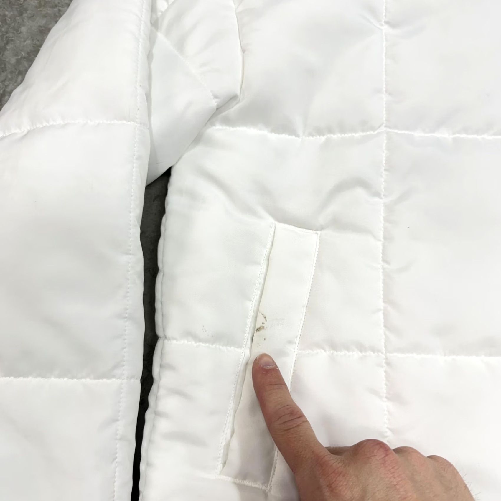 Nike Nike Therma-FIT Jacket Womens Small White Hooded Full Zip Puffer Insulated Size S / US 4 / IT 40 - 2 Thumbnail