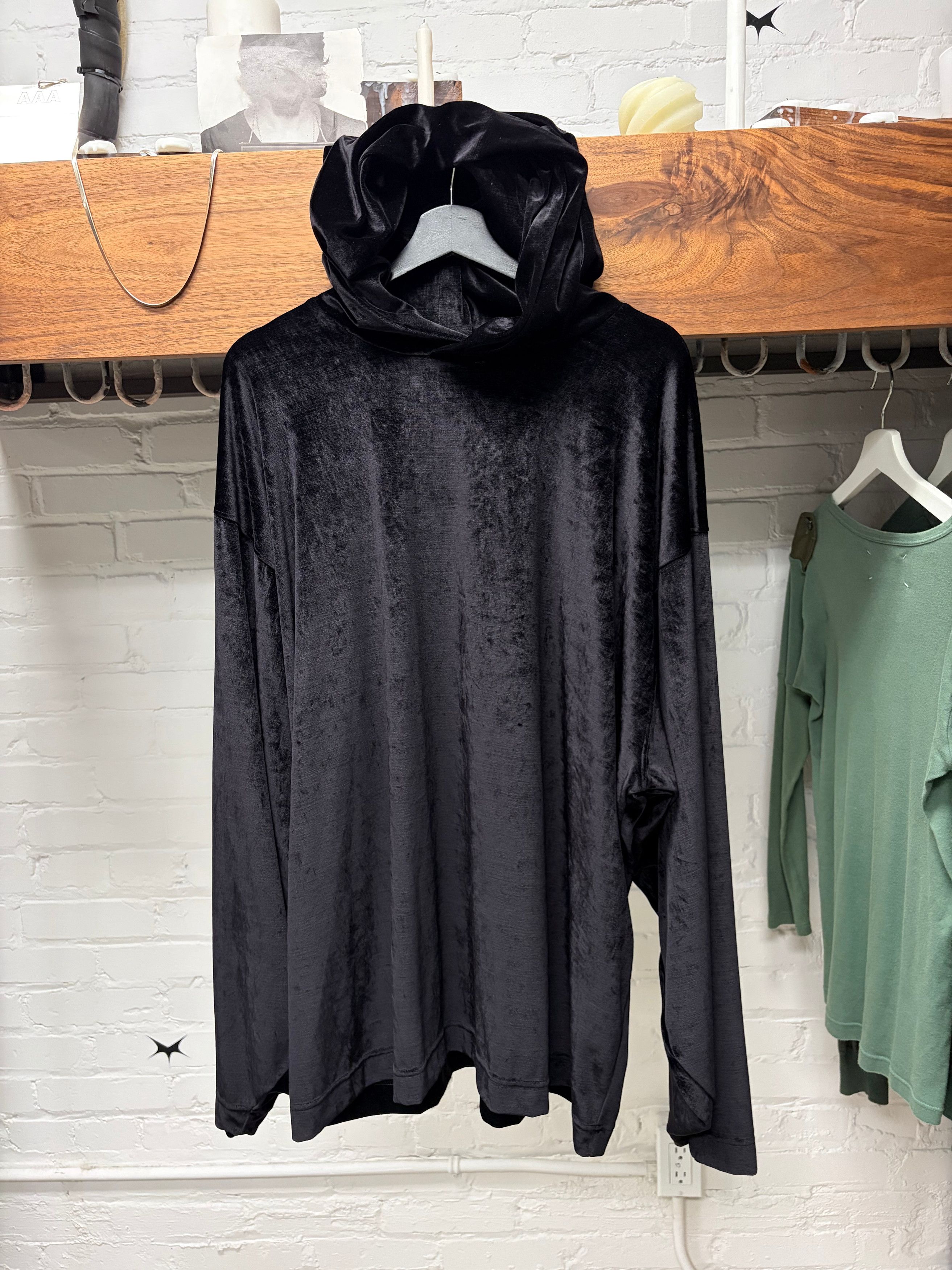 Balenciaga AW2022 Balenciaga Black Velour Pullover Hoodie Size US XL / EU 56 / 4 - 1 Thumbnail