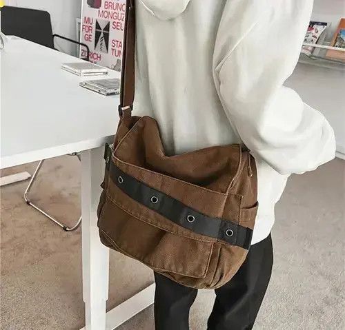Messenger Bag in Brown, Men's