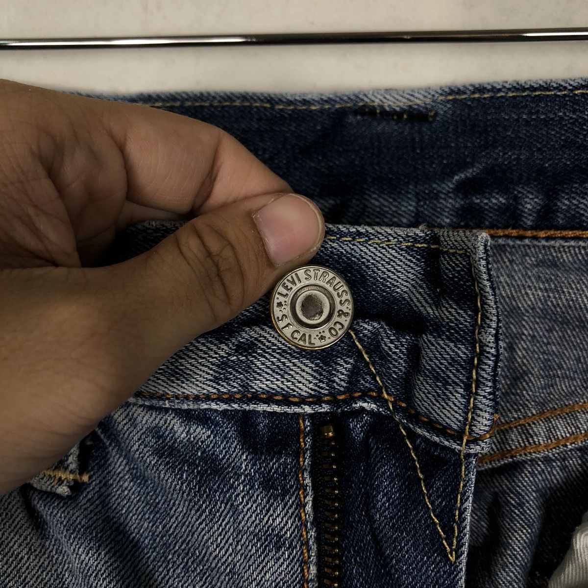 Levi's 🔥VINTAGE LEVI’S STRAIGHT CUT DISTRESSED DENIM JEANS Size US 30 / EU 46 - 13 Thumbnail