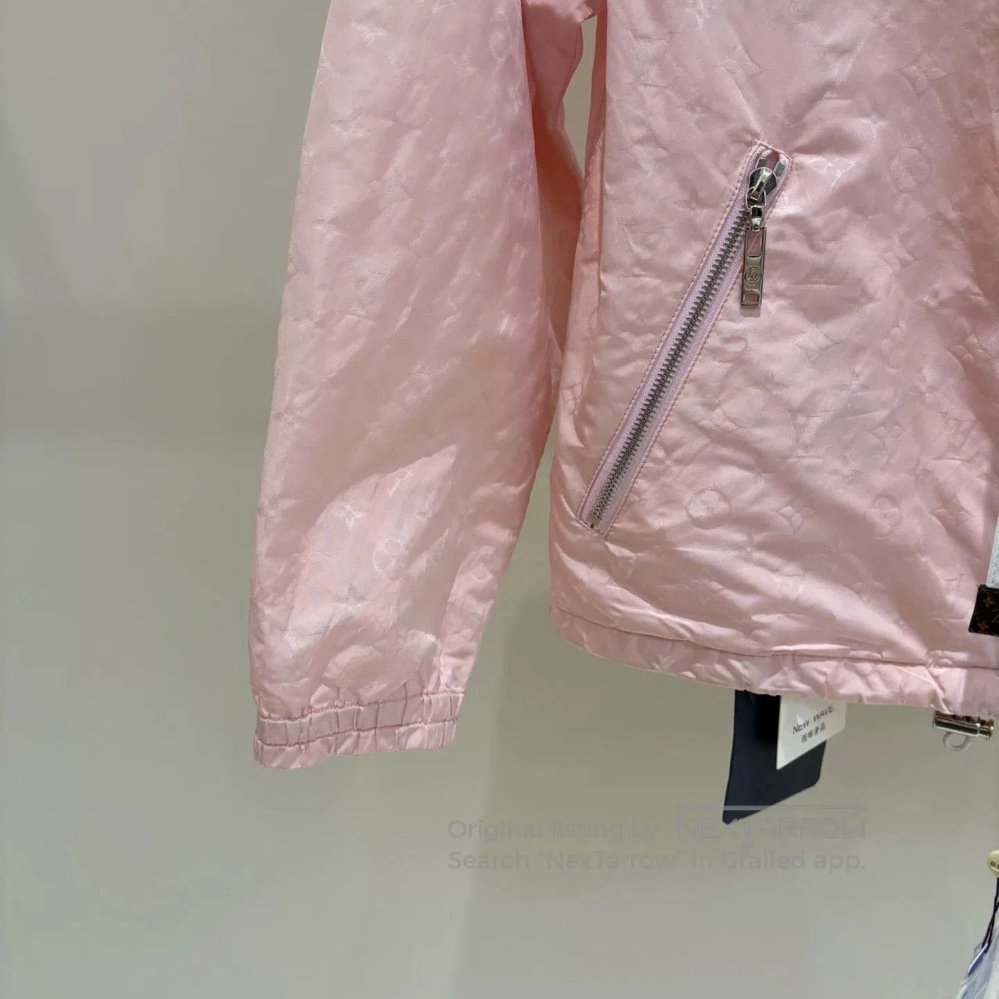 Louis Vuitton Louis Vuitton Pink Logo Hooded Jacket. Size US XS / EU 42 / 0 - 4 Thumbnail