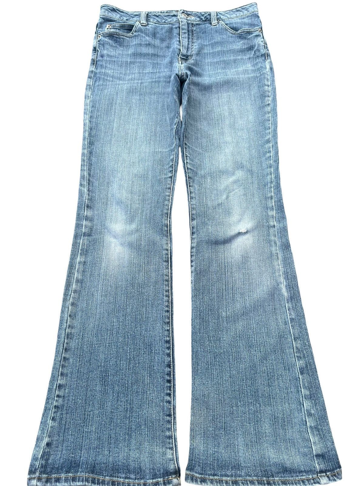 Japanese Brand Vintage Japanese Brand Mid Rise Blue Washed Sick Flare Jeans Size US 30 / EU 46 - 1 Thumbnail