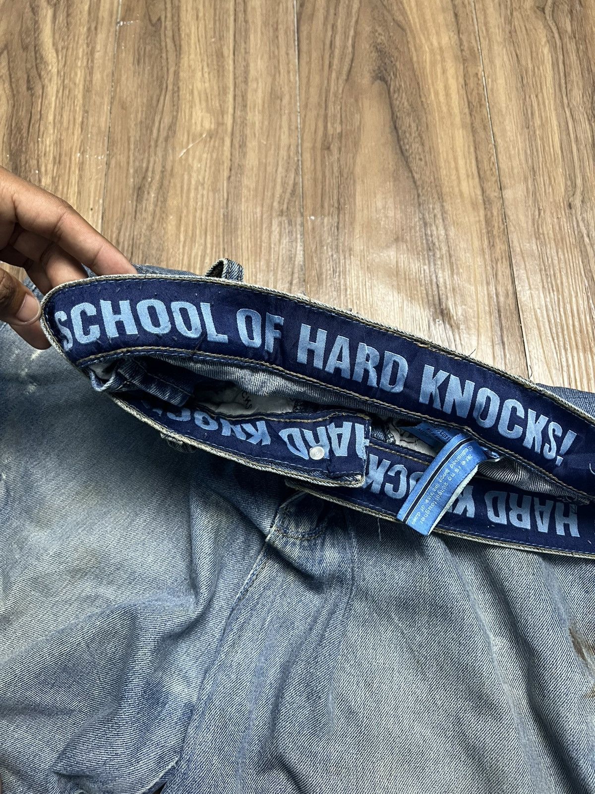 School of Hard Knocks Vintage Baggy DJ Graphic Jeans Y2K(43)