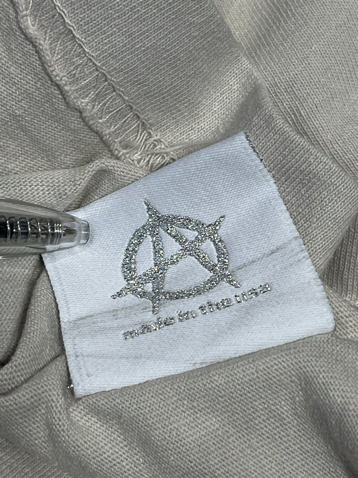 Revenge REVENGE “SAINT MICHAELS ARCH LOGO” TEE - SIZE LARGE Size US L / EU 52-54 / 3 - 4 Thumbnail